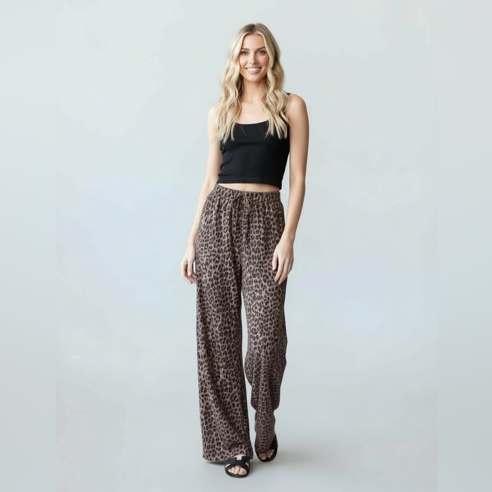 Leopard Print Wide-Leg Pants
